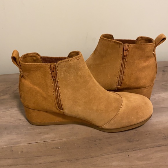 Brand New Toms Suede Booties w/ Slight Wedge Heel - Picture 6 of 6